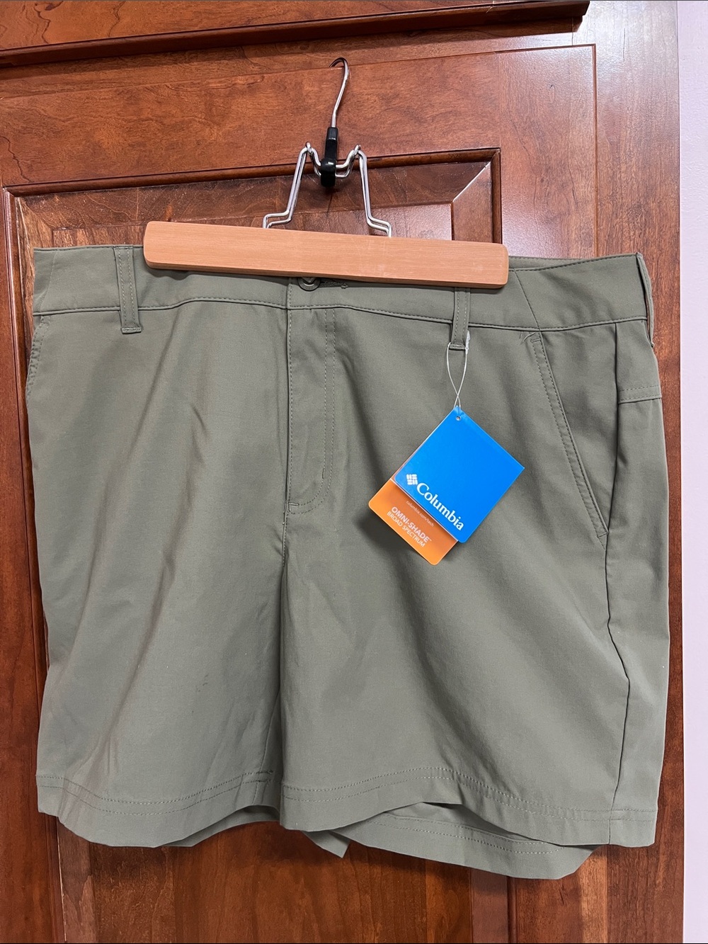 Columbia Women's Olive Green Shorts